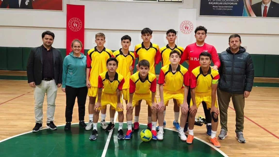 FUTSAL TURNUVASINDA İLÇE 3.SÜ OLDUK